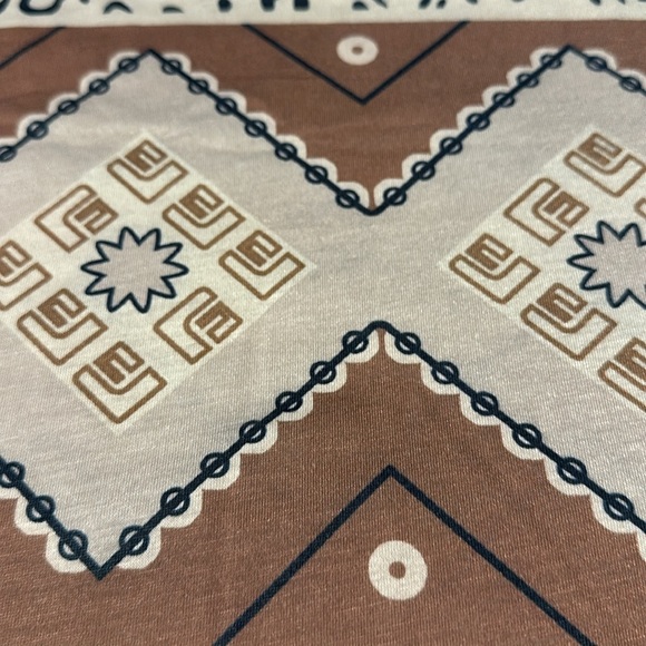 Tank Top - Picture 4 of 6